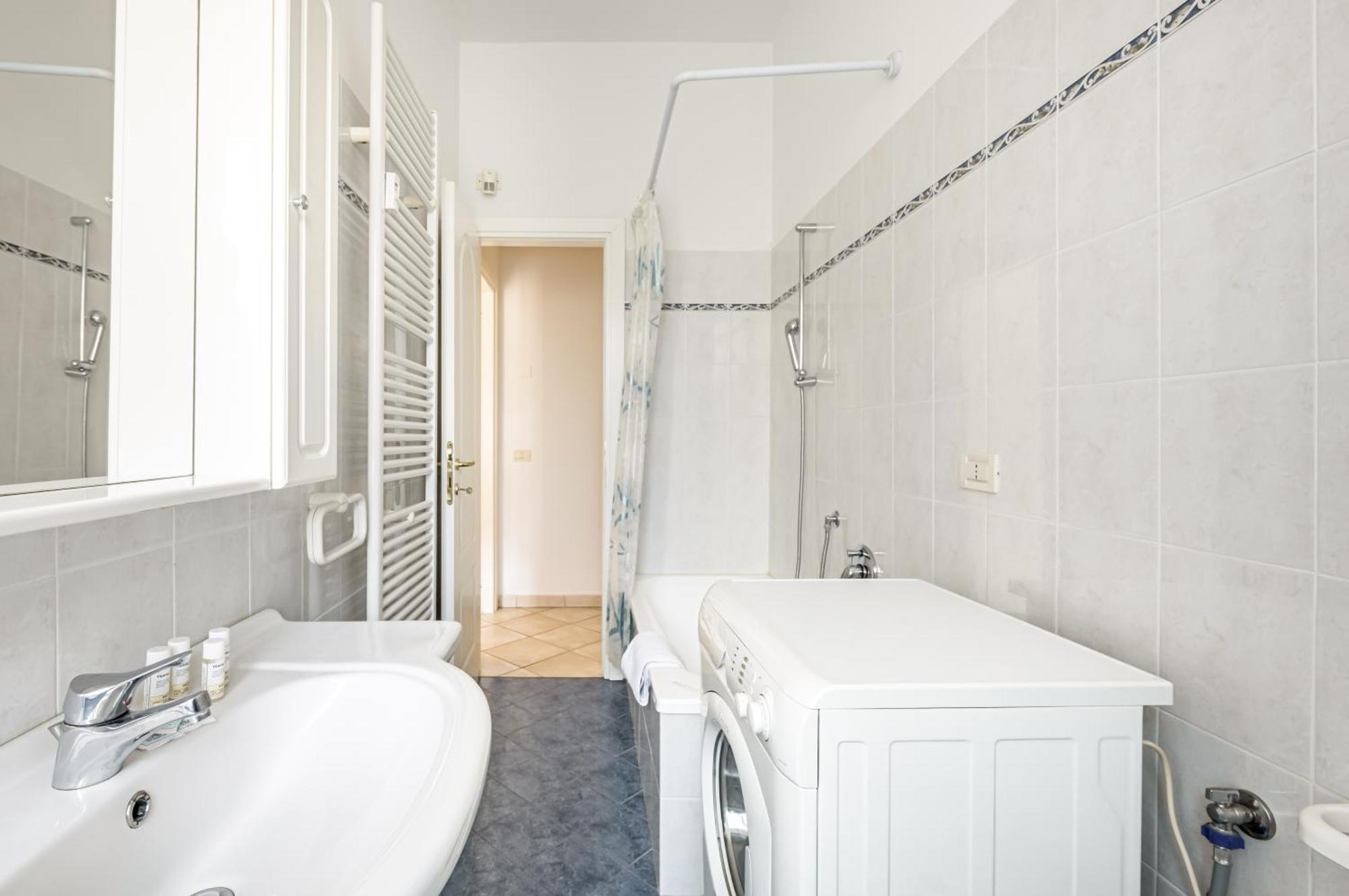 Florence Quiet And Cozy Apartment With Balcony Esterno foto